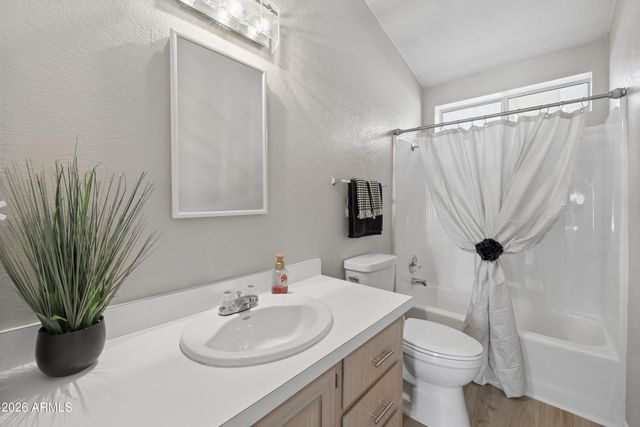 835 N CREEKVIEW Drive, Dewey, AZ 86327