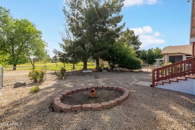 835 N CREEKVIEW Drive, Dewey, AZ 86327