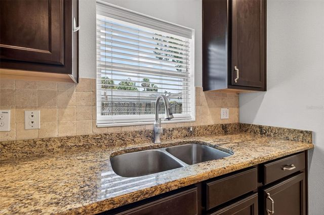 3204 W MARLIN AVENUE, Tampa, FL 33611