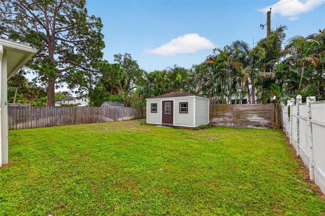 3204 W MARLIN AVENUE, Tampa, FL 33611