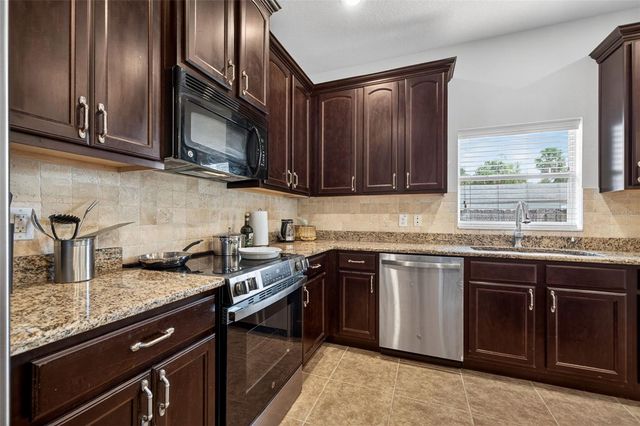 3204 W MARLIN AVENUE, Tampa, FL 33611