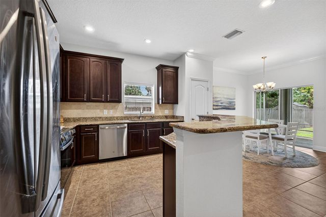 3204 W MARLIN AVENUE, Tampa, FL 33611