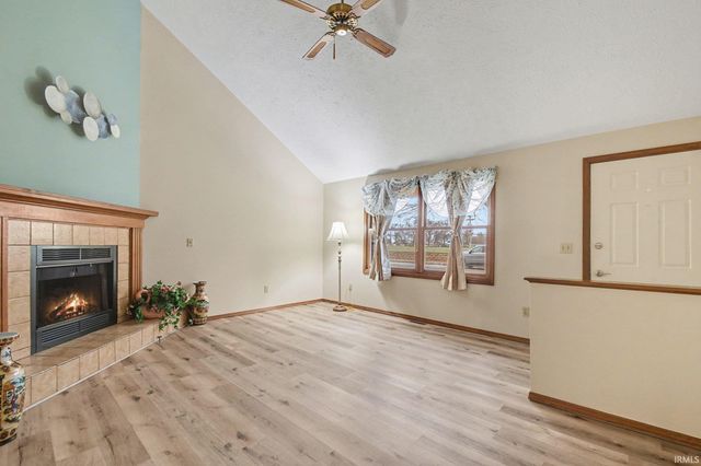 521 W Lowell Avenue, Mishawaka, IN 46545