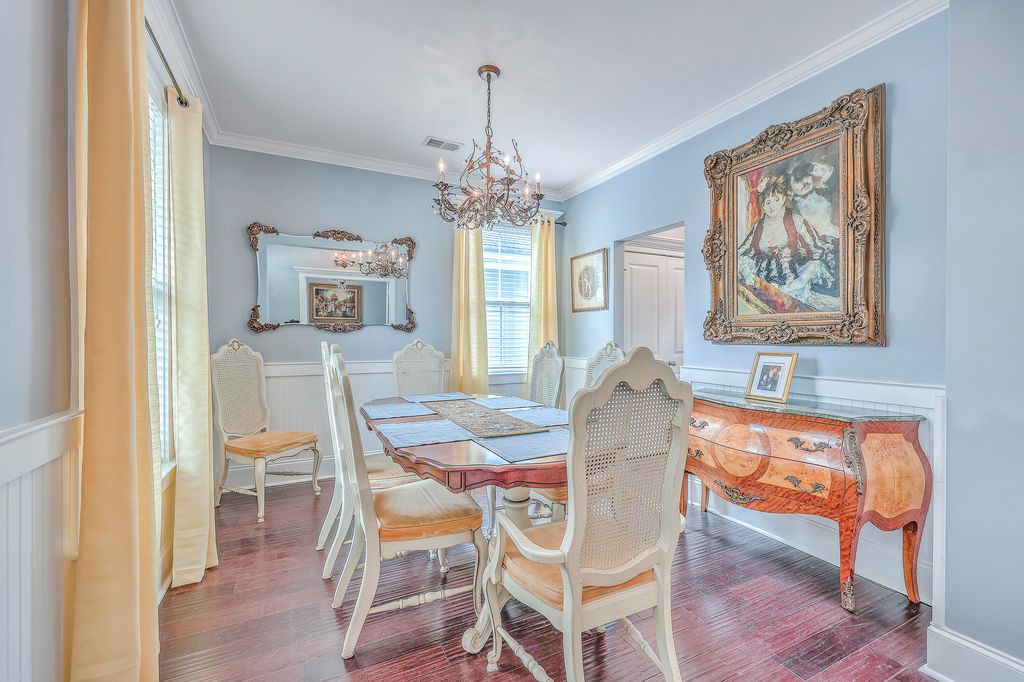 Image 9 of property listing at 200 Crossandra Avenue, Summerville, SC 29483