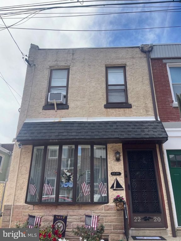 2220 E GORDON ST, PHILADELPHIA, PA 19125 — exterior