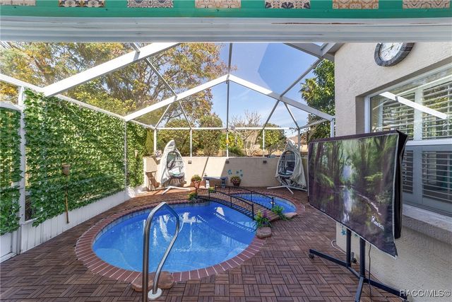 1819 W Nicole Drive, Lecanto, FL 34461