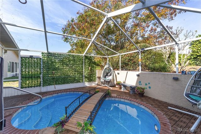 1819 W Nicole Drive, Lecanto, FL 34461