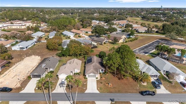 1819 W Nicole Drive, Lecanto, FL 34461