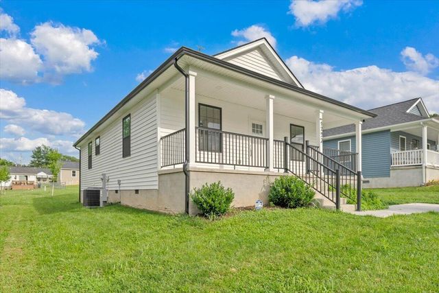 1732 Marvin ST SE, Roanoke, VA 24014