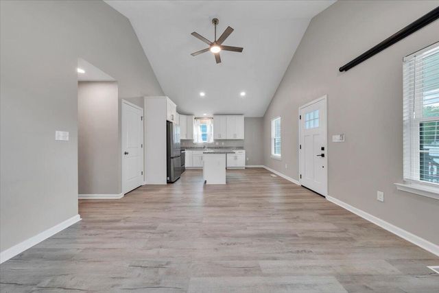 1732 Marvin ST SE, Roanoke, VA 24014