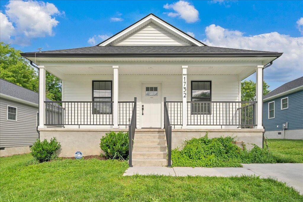 1732 Marvin ST SE, Roanoke, VA 24014