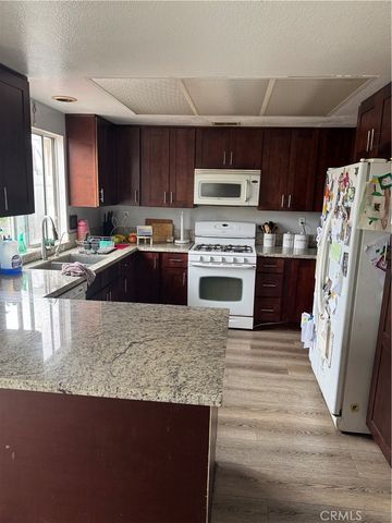 13330 Green Mountain, Corona, CA 92883
