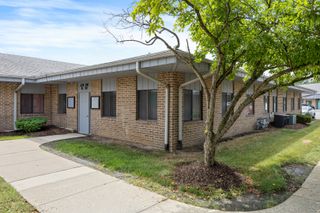 27W281 Geneva Road K2, Winfield, IL 60190