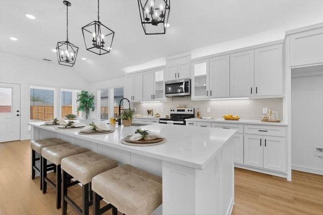 101 Boone Street, Edgewood, TX 75117