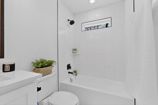 101 Boone Street, Edgewood, TX 75117