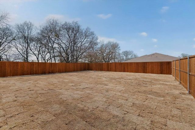 101 Boone Street, Edgewood, TX 75117