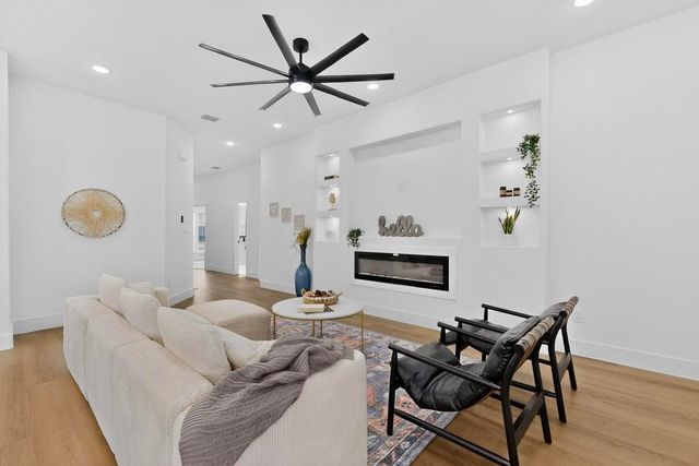 101 Boone Street, Edgewood, TX 75117