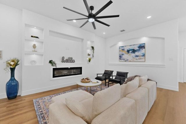 101 Boone Street, Edgewood, TX 75117