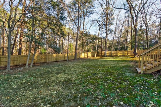 2 Clarendon CT, Williamsburg, VA 23188