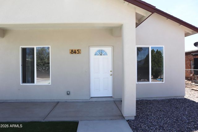 845 E 17th Street, Douglas, AZ 85607