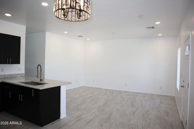 845 E 17th Street, Douglas, AZ 85607