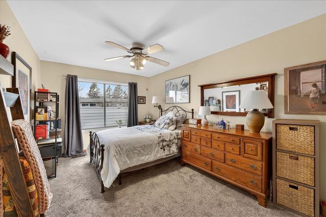 768 Watersedge Drive, Ann Arbor, MI 48105