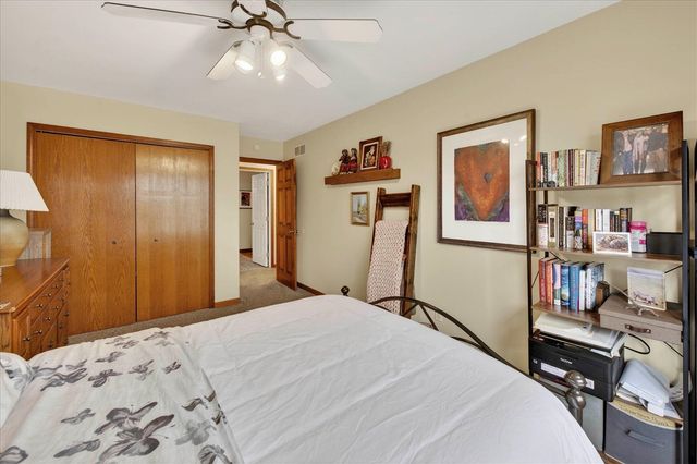 768 Watersedge Drive, Ann Arbor, MI 48105