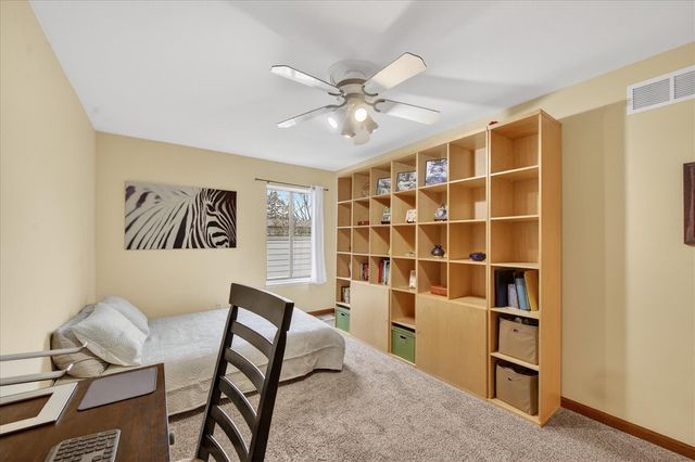 768 Watersedge Drive, Ann Arbor, MI 48105