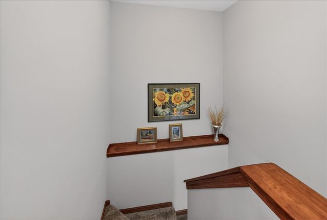 768 Watersedge Drive, Ann Arbor, MI 48105