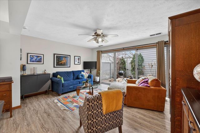 768 Watersedge Drive, Ann Arbor, MI 48105