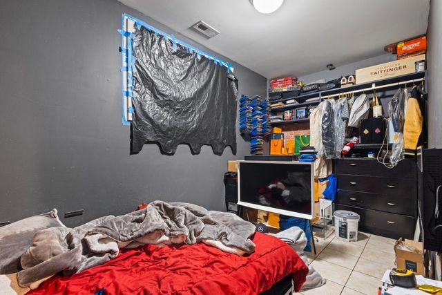 949 W 51st Street, Chicago, IL 60609