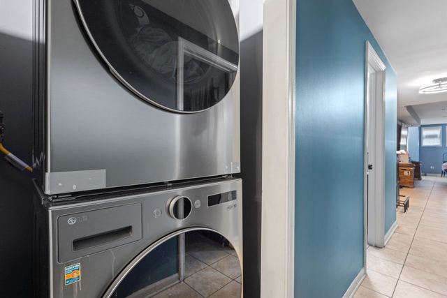 949 W 51st Street, Chicago, IL 60609