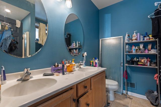 949 W 51st Street, Chicago, IL 60609