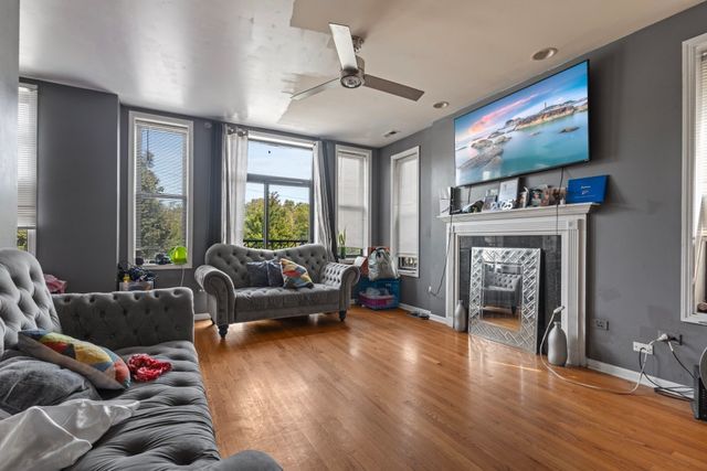 949 W 51st Street, Chicago, IL 60609