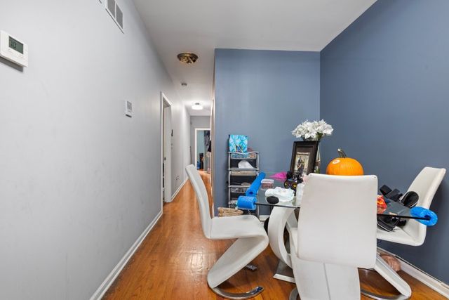 949 W 51st Street, Chicago, IL 60609