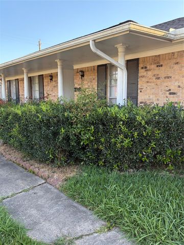 3908 Balcones Drive, Houston, TX 77034