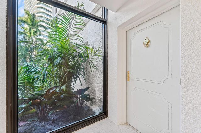 1200 S Flagler Drive 101, West Palm Beach, FL 33401