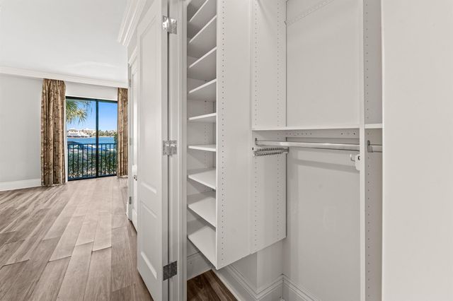 1200 S Flagler Drive 101, West Palm Beach, FL 33401