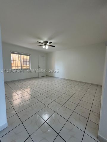2921 SW 10th St 33, Miami, FL 33135