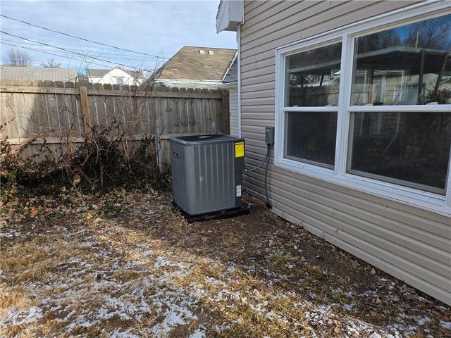 3118 N 11th Street, St Joseph, MO 64505