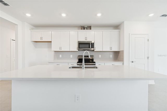 9114 OPTIMIST WAY, Palmetto, FL 34221