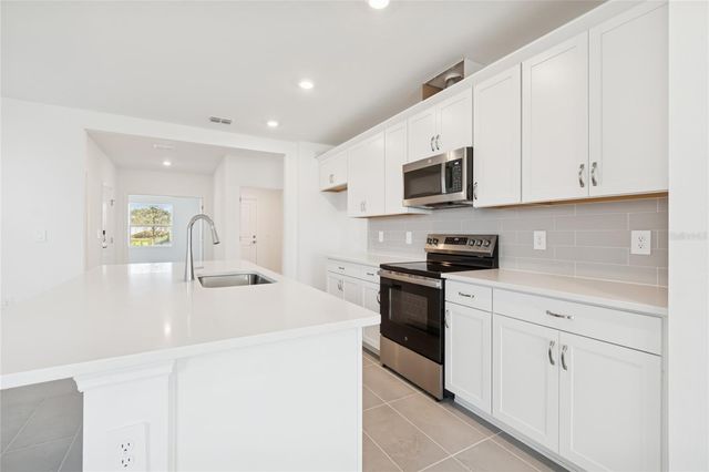 9114 OPTIMIST WAY, Palmetto, FL 34221