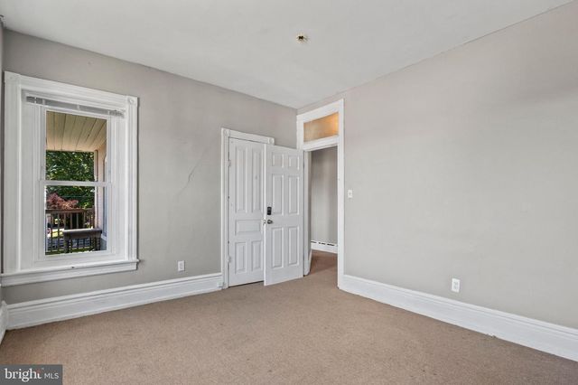 414 W WALNUT ST, Kutztown, PA 19530