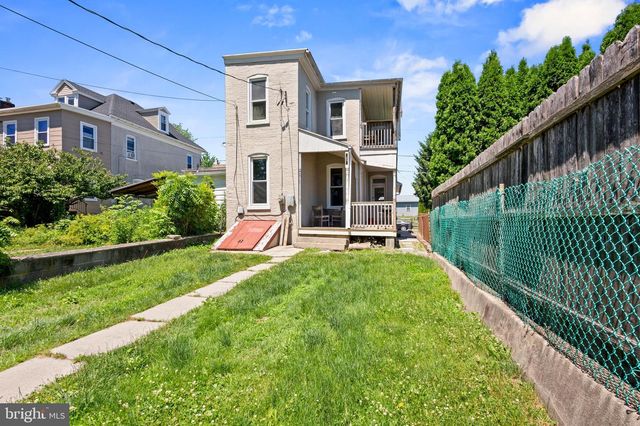 414 W WALNUT ST, Kutztown, PA 19530