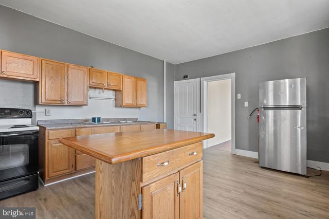414 W WALNUT ST, Kutztown, PA 19530