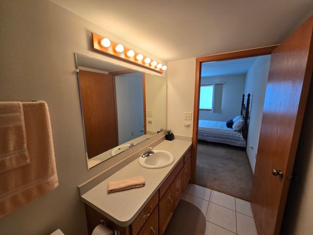 13950 Lavergne Avenue 908, Crestwood, IL 60418
