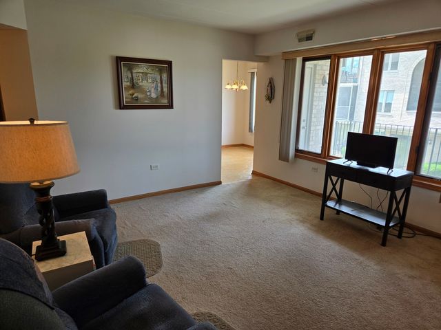 13950 Lavergne Avenue 908, Crestwood, IL 60418