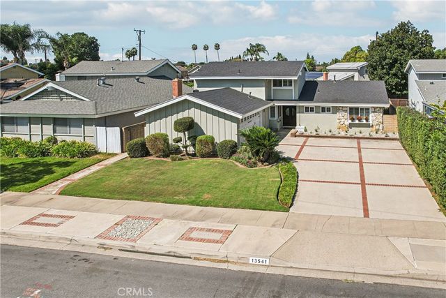 13541 Dean, Tustin, CA 92780