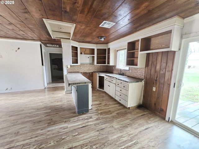 3249 MELROSE Rd, Roseburg, OR 97471