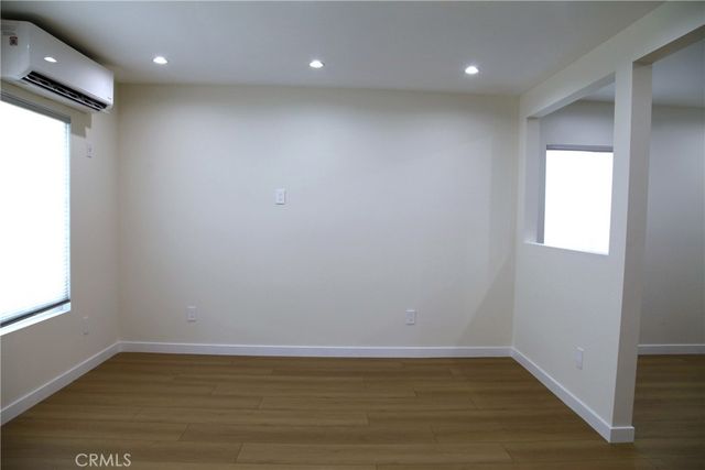 2251 N Catalina Street, Burbank, CA 91207